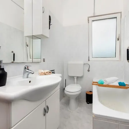 Apartman Nevera Adults Only Rovinj Exterior photo