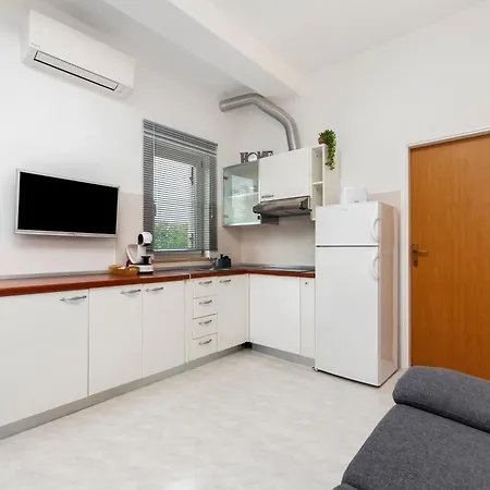 Apartman Nevera Adults Only Rovinj Exterior photo