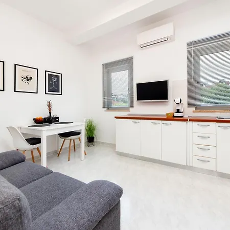 Apartman Nevera Adults Only Rovinj Exterior photo