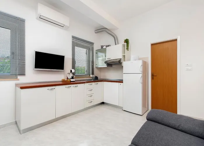 Apartman Nevera Adults Only