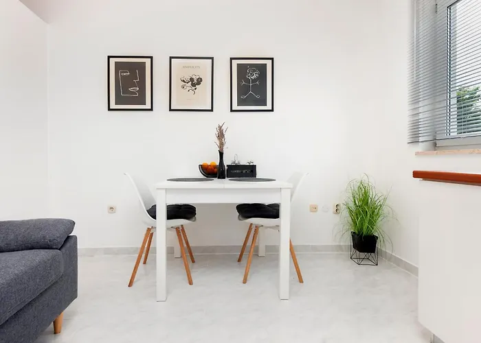 Apartman Nevera Adults Only